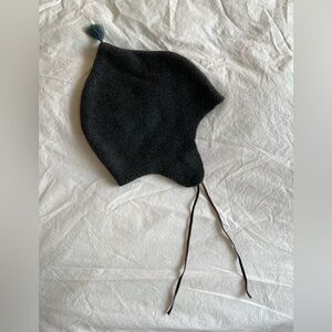 Makie Charcoal Fleece Hat